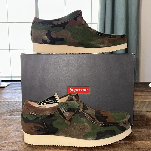 Clarks Wallabee Turmeric Camo supreme